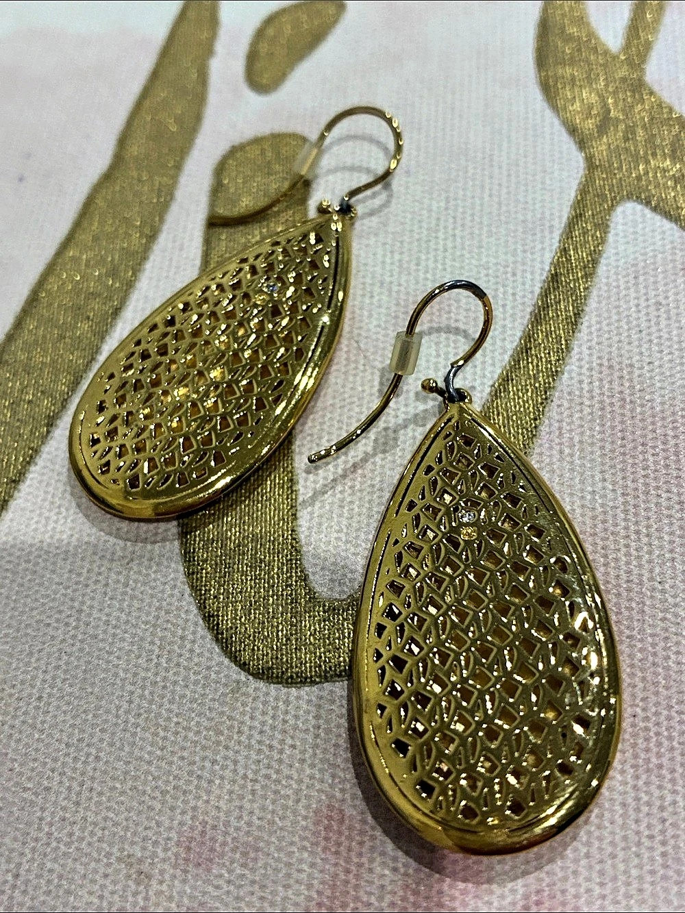 Gold Teardrop Openwork Earrings
